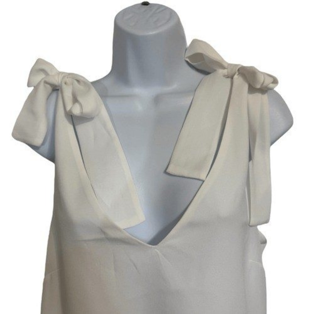🆕 BELLE & BLOOM Feel For You White V-Neck Tie Shoulder Sleeveless Top NWT $90 XS - Picture 3 of 6